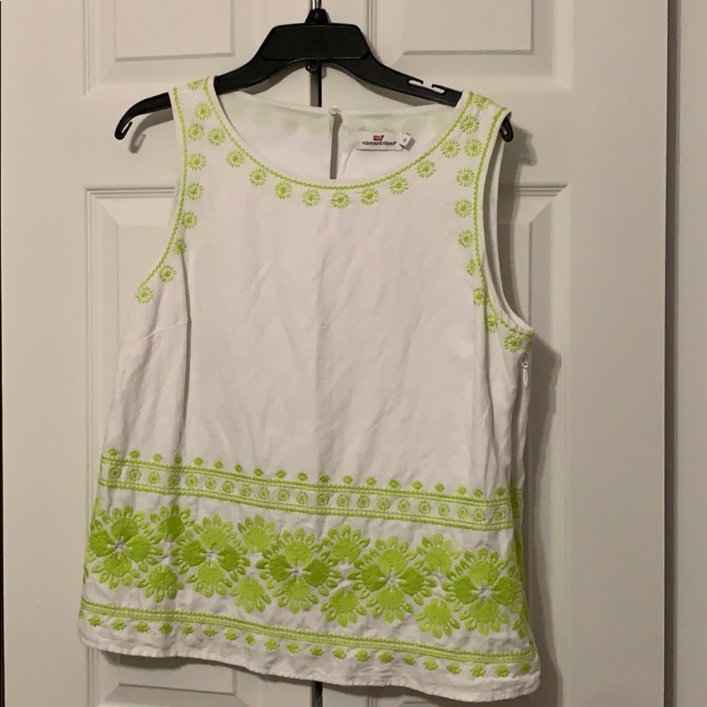 Vineyard Vine Summer Top